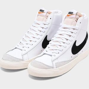WOMEN'S NIKE BLAZER MID '77 SHOES - Size 8 | White with black swoosh.